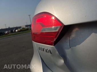 2013 Volkswagen Jetta TDI Sedan - miniatura 21