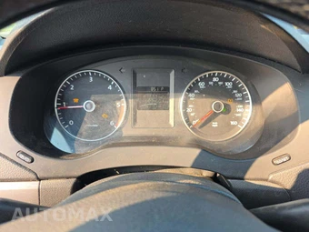 2013 Volkswagen Jetta TDI Sedan - miniatura 6