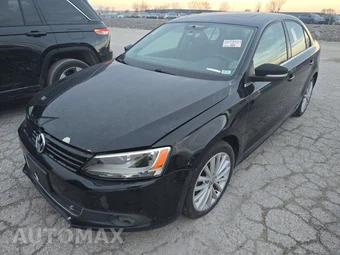 2013 Volkswagen Jetta TDI Sedan w/Premium & Navigation — samochód z USA z aukcji Manheim, oferta Kup Teraz w AUTOMAX