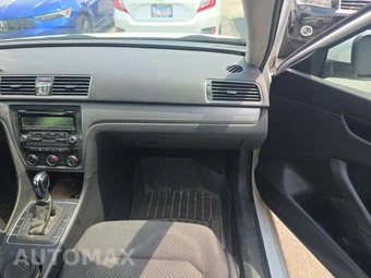 2013 Volkswagen Passat 2.5L S – miniatura 19