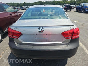 2013 Volkswagen Passat 2.5L SE – miniatura 5