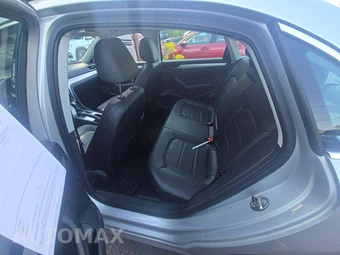 2013 Volkswagen Passat 2.5L SE - miniatura 13