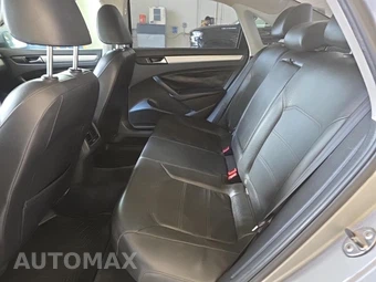 2013 Volkswagen Passat 2.5L SE – miniatura 10