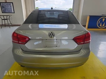 2013 Volkswagen Passat 2.5L SE – miniatura 5