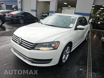 2013 Volkswagen Passat 2.5L SE