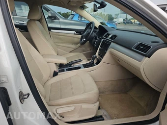 2013 Volkswagen Passat 2.5L SE – miniatura 8