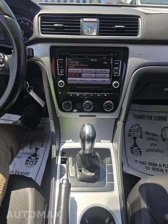 2013 Volkswagen Passat 2.5L SE - miniatura 10