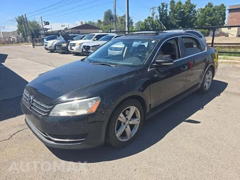 2013 Volkswagen Passat 2.5L SE w/Sunroof