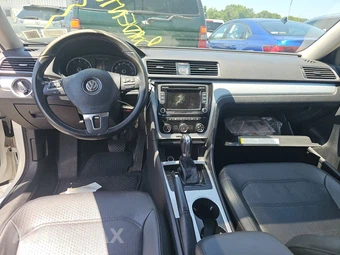 2013 Volkswagen Passat 2.5L SE w/Sunroof - miniatura 11