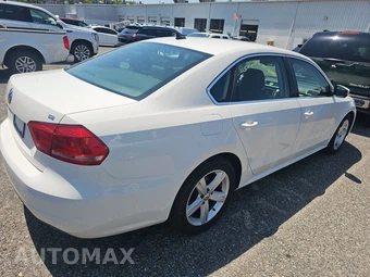 2013 Volkswagen Passat 2.5L SE w/Sunroof - miniatura 4