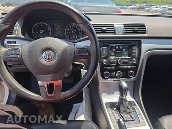 2013 Volkswagen Passat 2.5L SE w/Sunroof & Navigation - miniatura 11