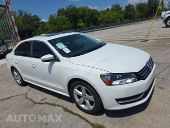 2013 Volkswagen Passat 2.5L SE w/Sunroof & Navigation - miniatura 3