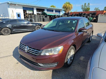 2013 Volkswagen Passat 2.5L SEL
