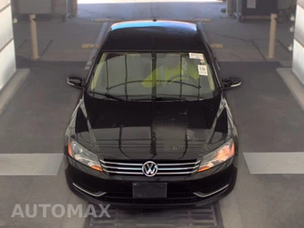 2013 Volkswagen Passat 2.5L Wolfsburg Edition – miniatura 2