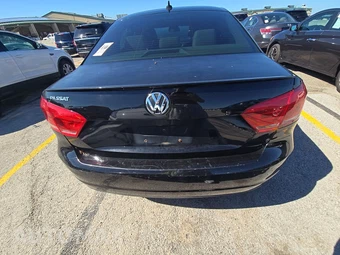 2013 Volkswagen Passat 2.5L Wolfsburg Edition – miniatura 23