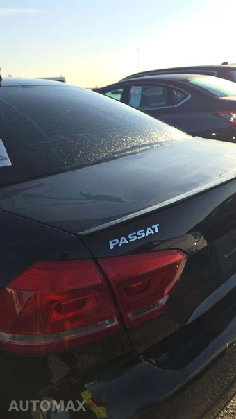 2013 Volkswagen Passat 2.5L Wolfsburg Edition – miniatura 28