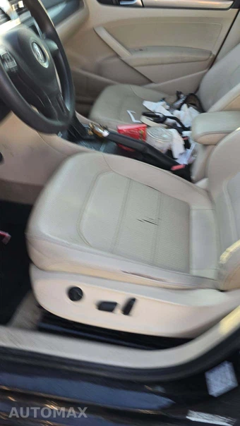 2013 Volkswagen Passat 2.5L Wolfsburg Edition – miniatura 35