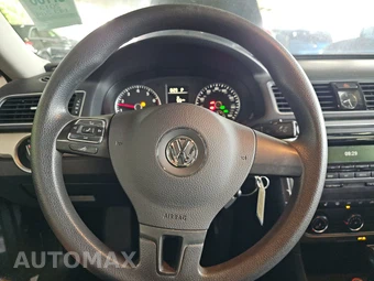 2013 Volkswagen Passat 2.5L Wolfsburg Edition – miniatura 10