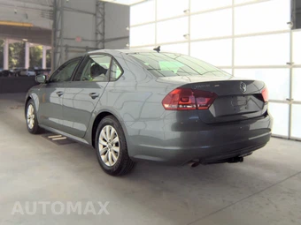 2013 Volkswagen Passat 2.5L Wolfsburg Edition – miniatura 6