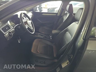2013 Volkswagen Passat 2.5L Wolfsburg Edition – miniatura 7