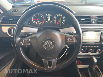 2013 Volkswagen Passat TDI SE w/Sunroof – miniatura 10