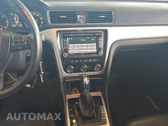2013 Volkswagen Passat TDI SE w/Sunroof – miniatura 11