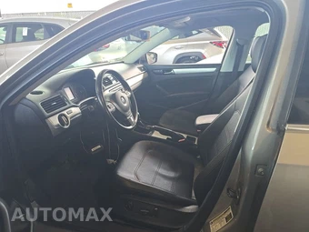 2013 Volkswagen Passat TDI SE w/Sunroof – miniatura 7