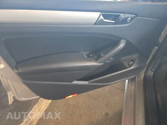 2013 Volkswagen Passat TDI SE w/Sunroof – miniatura 9