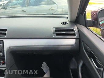 2013 Volkswagen Passat TDI SE w/Sunroof & Navigation - miniatura 19