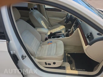 2013 Volkswagen Passat TDI SEL Premium - miniatura 8