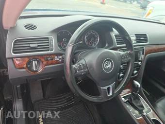 2013 Volkswagen Passat TDI SEL Premium - miniatura 10