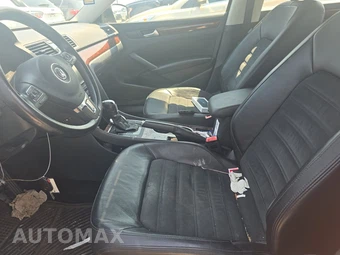 2013 Volkswagen Passat TDI SEL Premium – miniatura 13