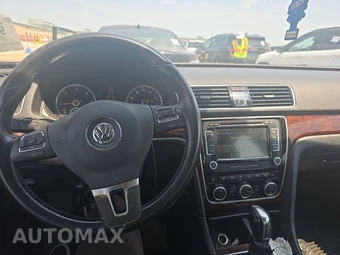 2013 Volkswagen Passat TDI SEL Premium – miniatura 17