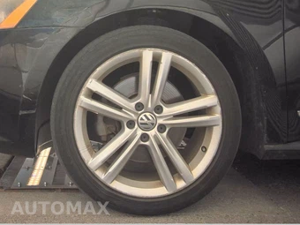 2013 Volkswagen Passat TDI SEL Premium – miniatura 9
