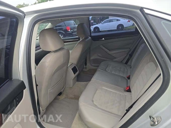 2013 Volkswagen Passat TDI SEL Premium – miniatura 10
