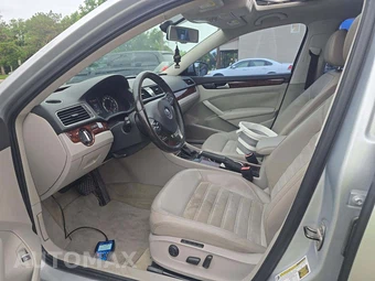 2013 Volkswagen Passat TDI SEL Premium – miniatura 3