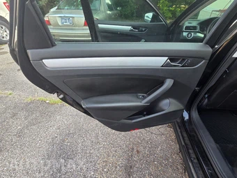 2013 Volkswagen Passat V6 SE w/Sunroof & Navigation - miniatura 9