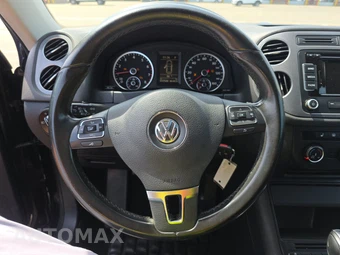 2013 Volkswagen Tiguan S w/Sunroof - miniatura 10