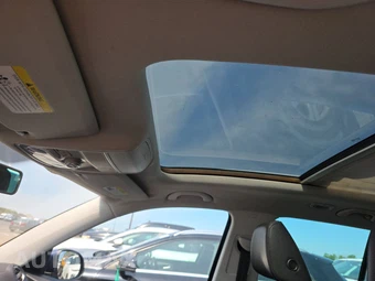 2013 Volkswagen Tiguan S w/Sunroof - miniatura 17