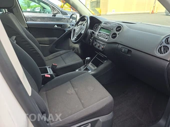 2013 Volkswagen Tiguan S w/Sunroof - miniatura 8