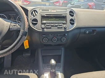 2013 Volkswagen Tiguan S - miniatura 11