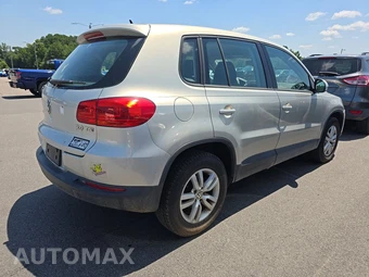 2013 Volkswagen Tiguan S - miniatura 4