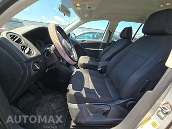 2013 Volkswagen Tiguan S - miniatura 7