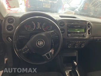 2013 Volkswagen Tiguan S – miniatura 11