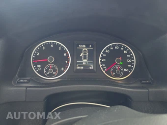 2013 Volkswagen Tiguan S – miniatura 12