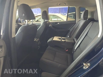 2013 Volkswagen Tiguan S – miniatura 13