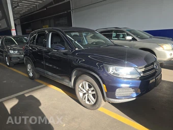 2013 Volkswagen Tiguan S – miniatura 3