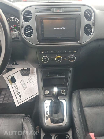 2013 Volkswagen Tiguan S – miniatura 11