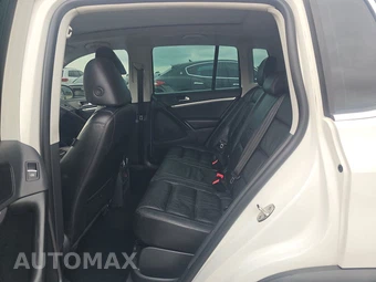 2013 Volkswagen Tiguan S – miniatura 13