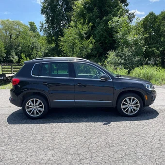 2013 Volkswagen Tiguan SE w/Sunroof & Navigation - miniatura 10